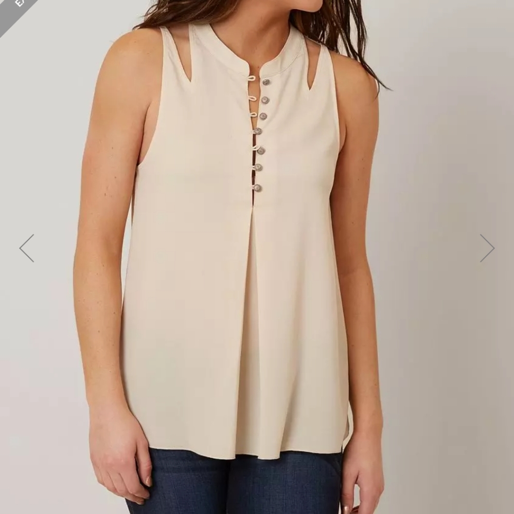 Cut-Out Henley Tank Top. Size S